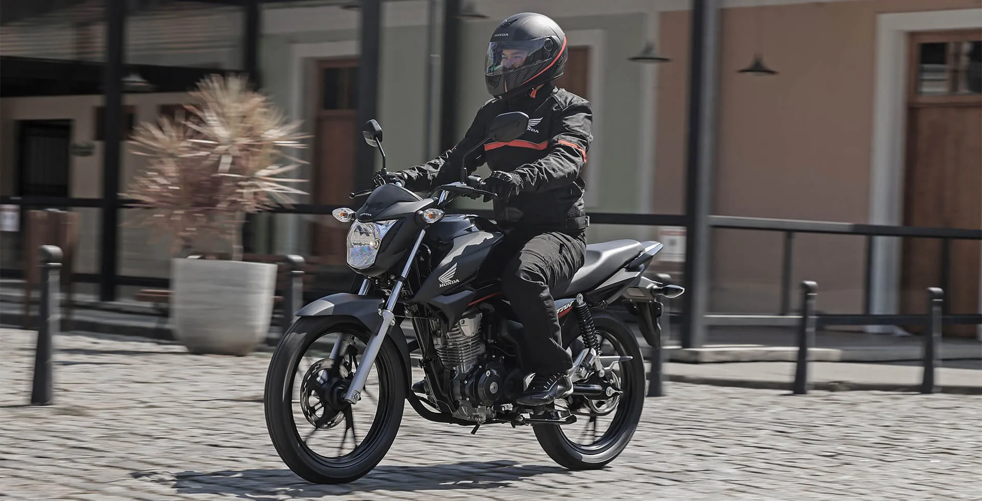 As 10 Motos Mais Roubadas em 2023 segundo a FENABRAVE: Estratégias para Proteger Sua Preciosa Máquina