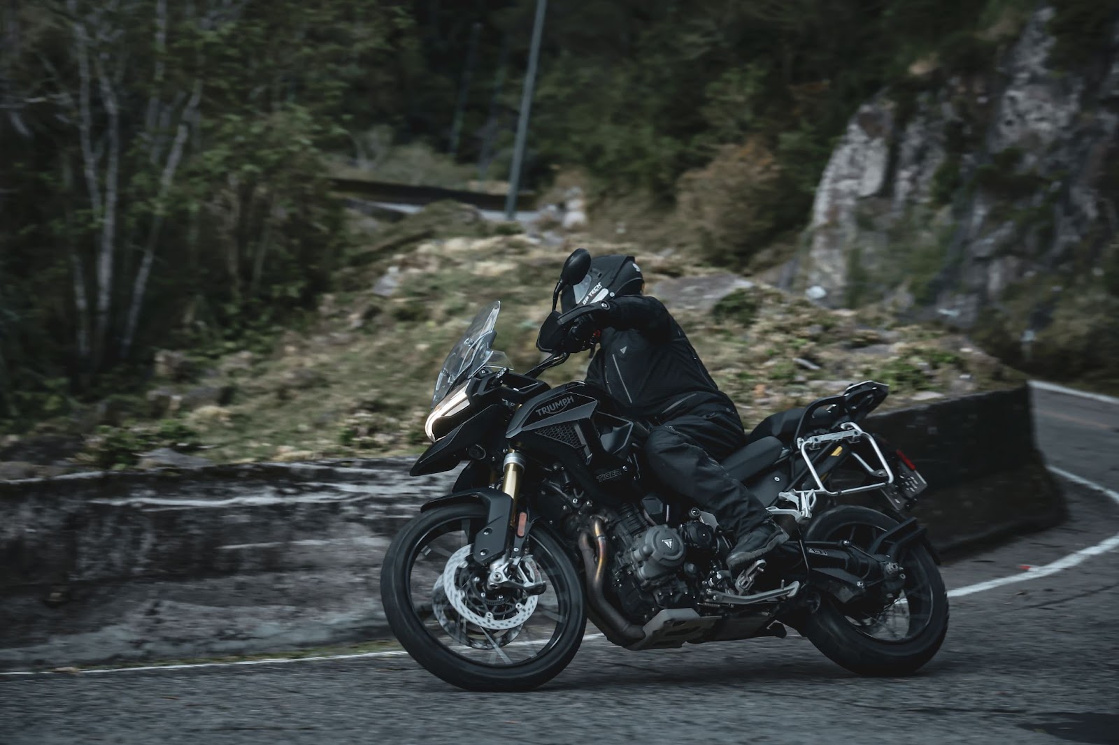 Lote Extra da Triumph Tiger 1200 Black Edition Já Está Disponível – Aproveite Antes que Acabe!